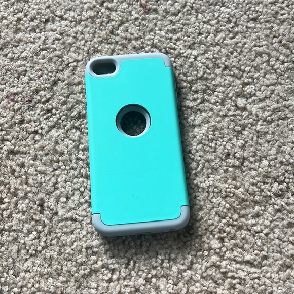 iPod touch generation 6 & cases - Picture 5 of 8